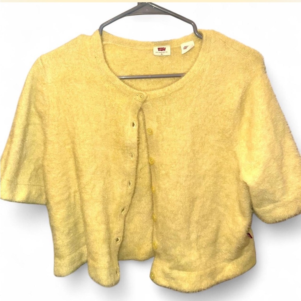 Levi’s Butter Yellow Fuzzy Cropped Button Up Cardigan